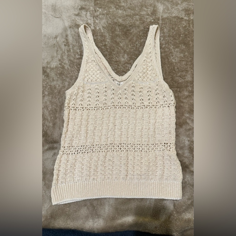 Barely worn, cute top Anthropologie